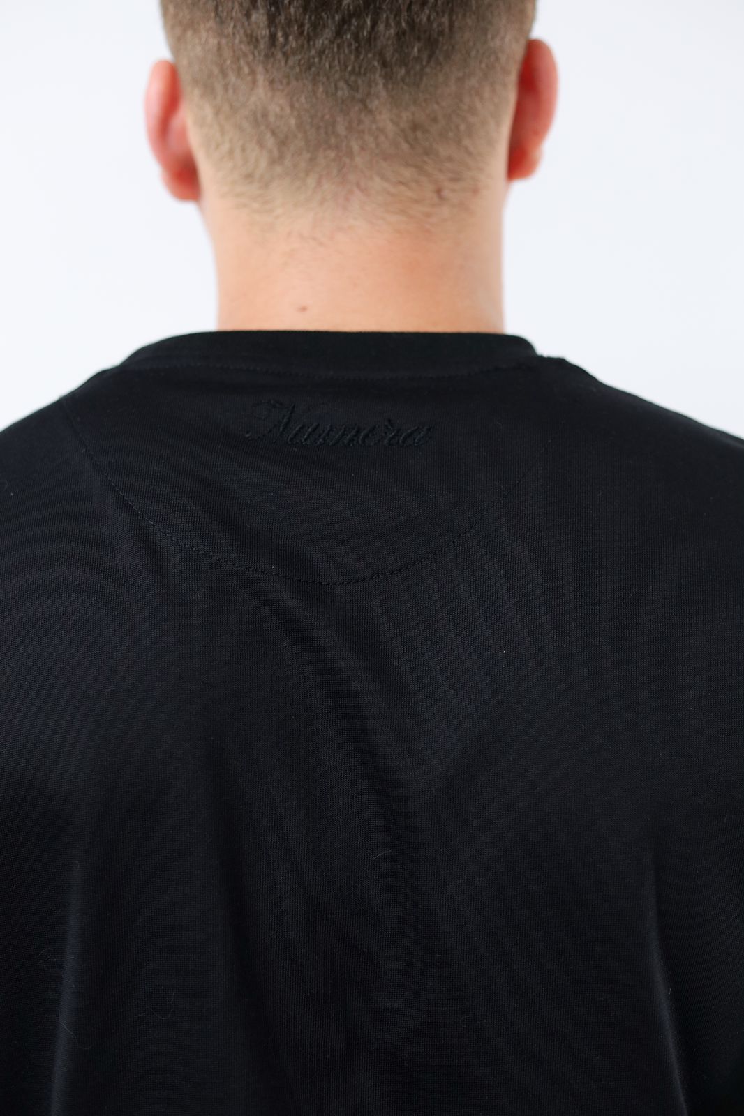BLACK REGULAR FIT T-SHIRT